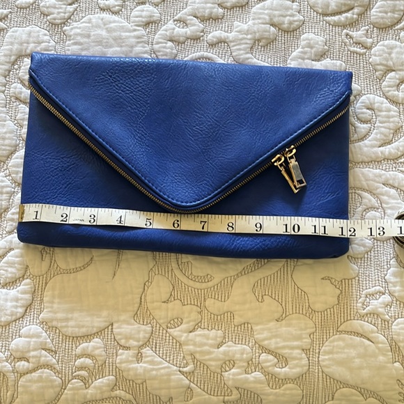 Look at this super cute Royal Blue Envelope Clutch/Purse! - Picture 12 of 14